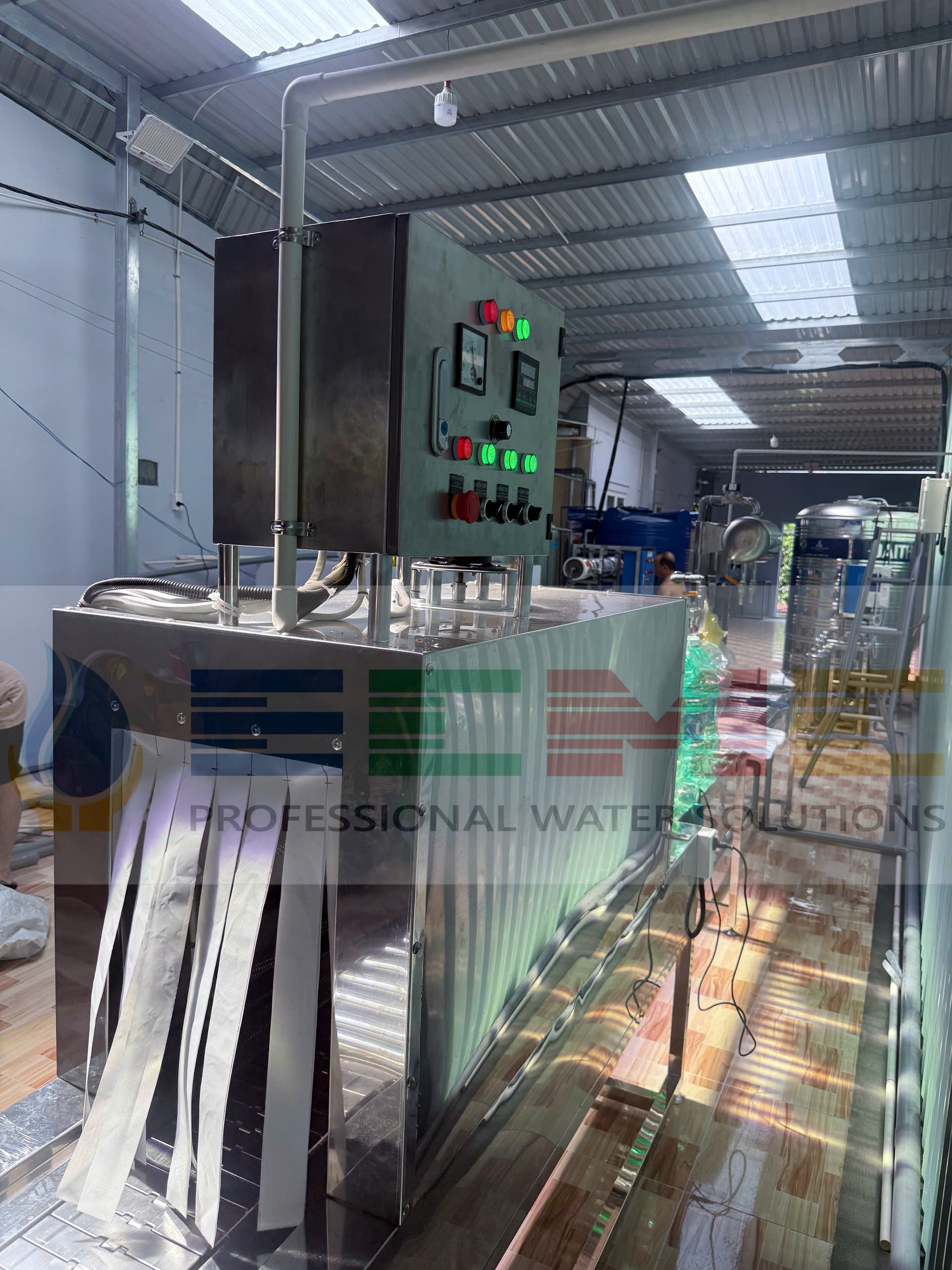 ECMC - CHUYÊN LẮP ĐẶT HỆ THỐNG XỬ LÝ NƯỚC CÔNG NGHIỆP & NƯỚC THẢI